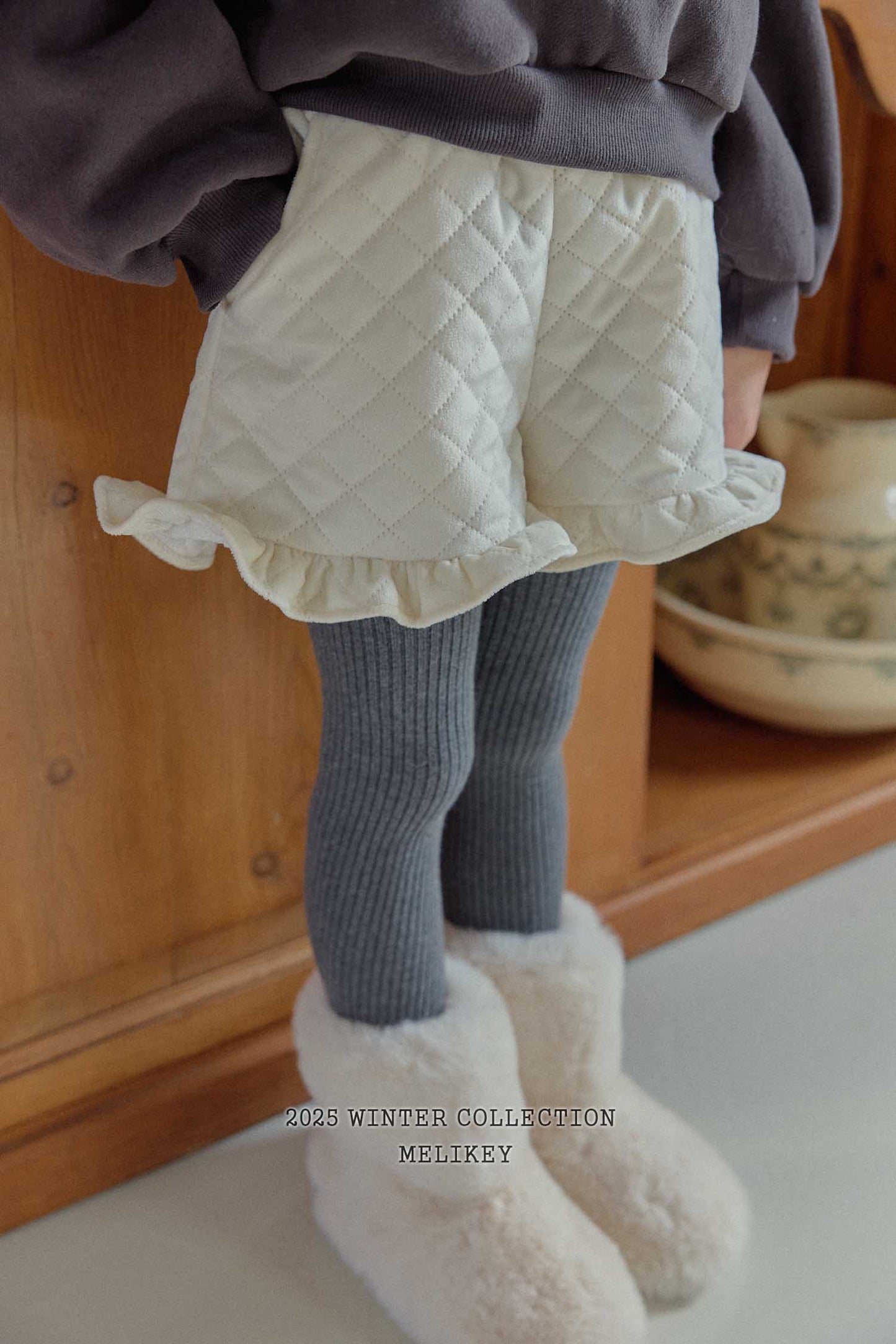 퀄팅프릴반바지