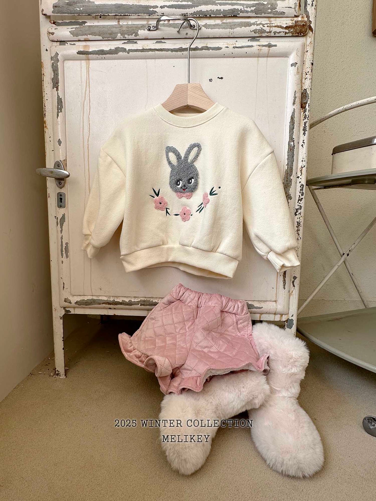 퀄팅프릴반바지