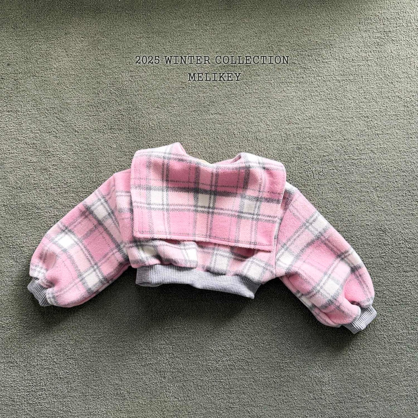 울체크세라집업