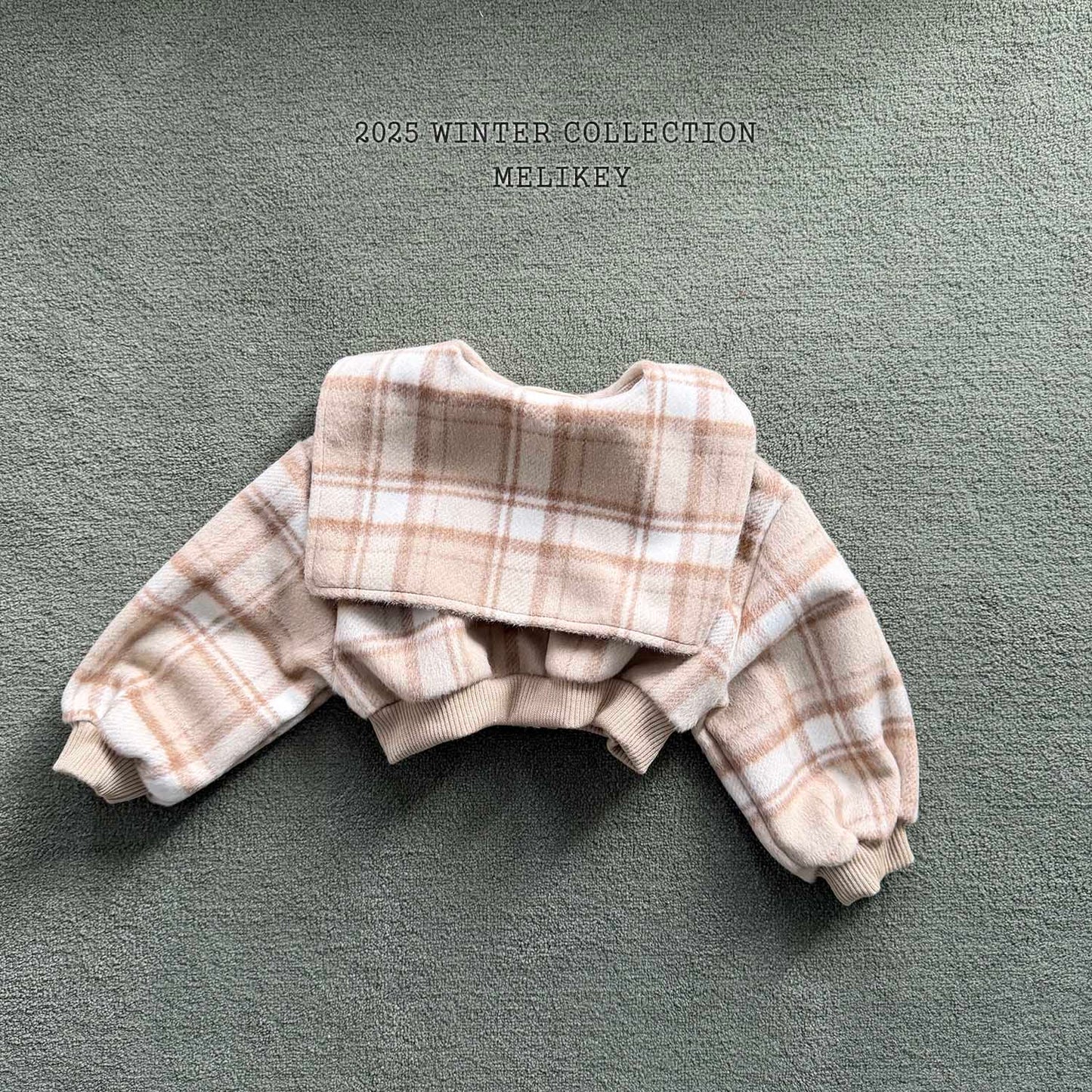 울체크세라집업