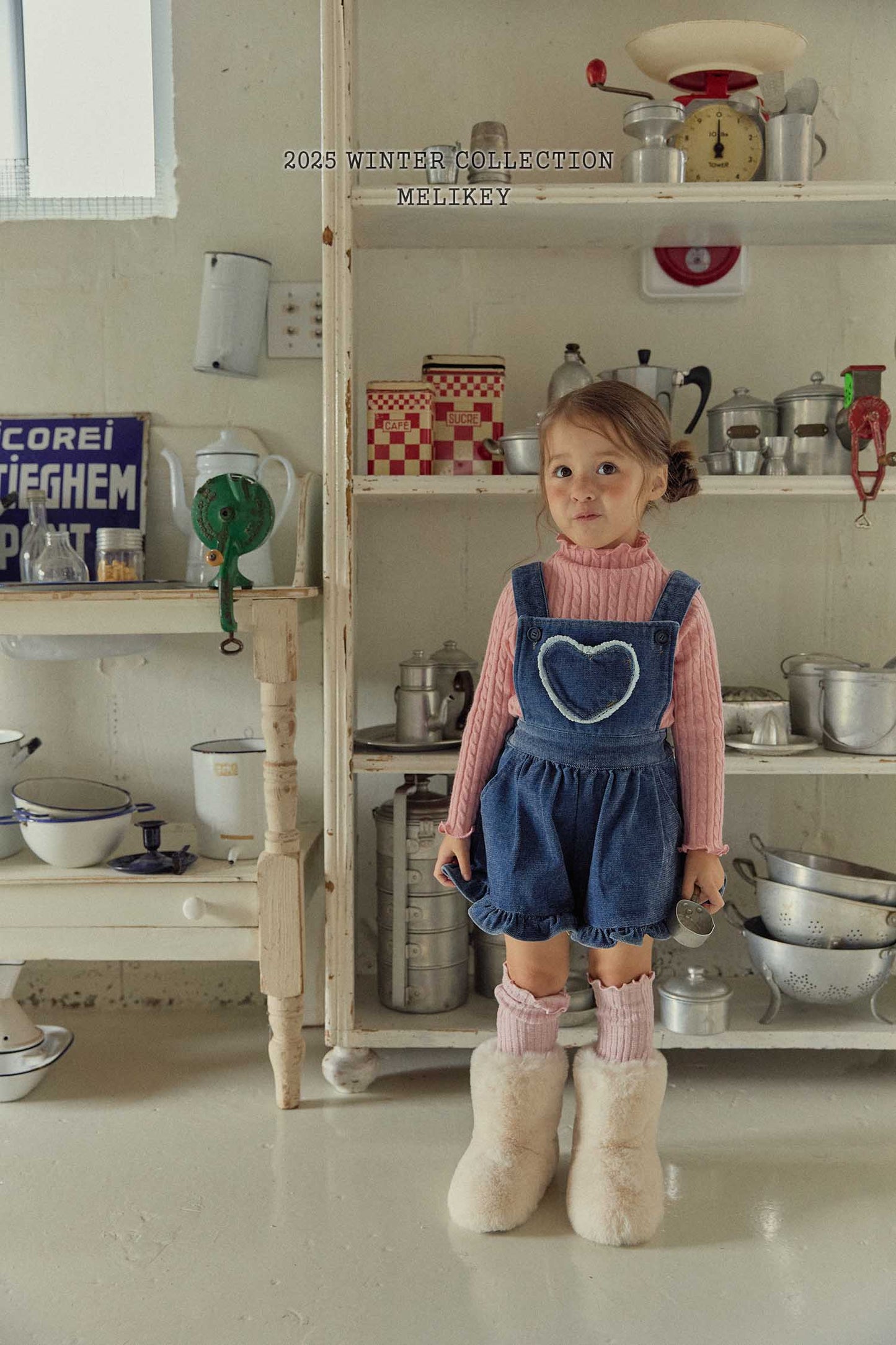 벨벳데님프릴멜빵