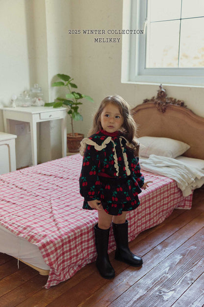 앵두프릴반바지