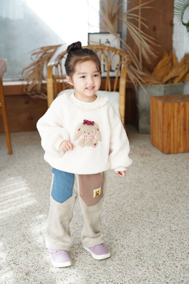 몽글래빗뽀글티