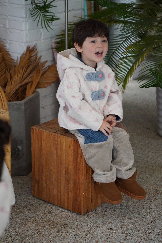 솜사탕뽀글자켓